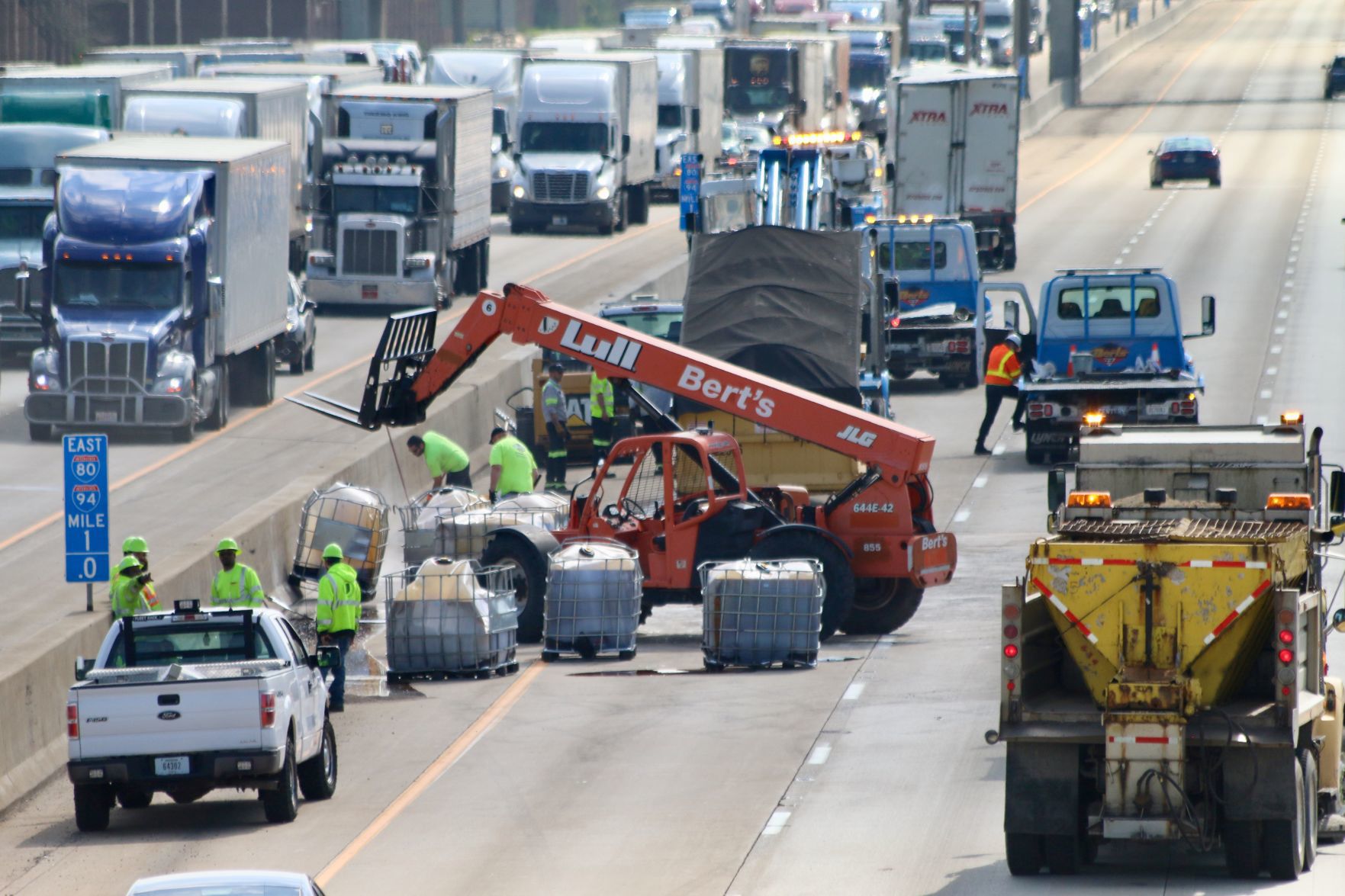 UPDATE: Spilled honey causes sticky situation on I-94; some detours also slow